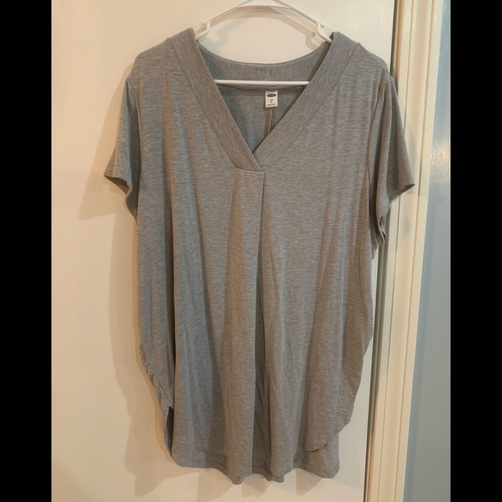Womens v-neck tunic tee - gray